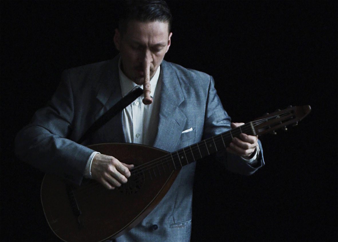 Pied Piper, 2020 (videoprojektio).