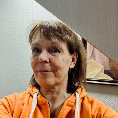 Tuottaja-kanttori Tarja Laitinen.