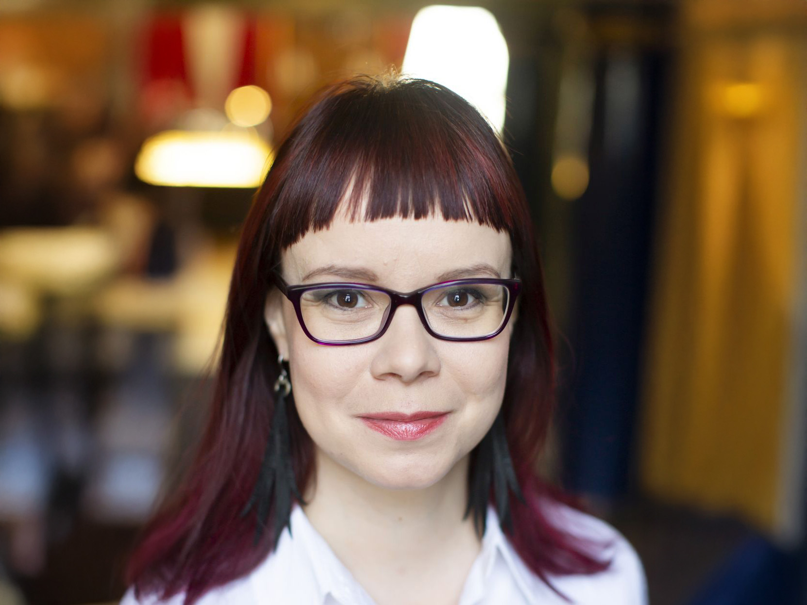 terhirannela-kirjailijakuva-bio
